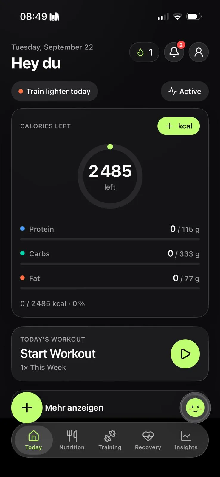 Flyna home screen with the daily greeting, calorie ring (2485 kcal left), protein, carb and fat targets and the “Start Workout” card